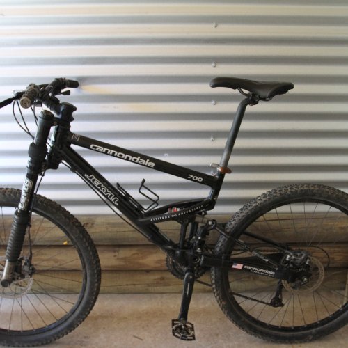 cannondale jekyll 700